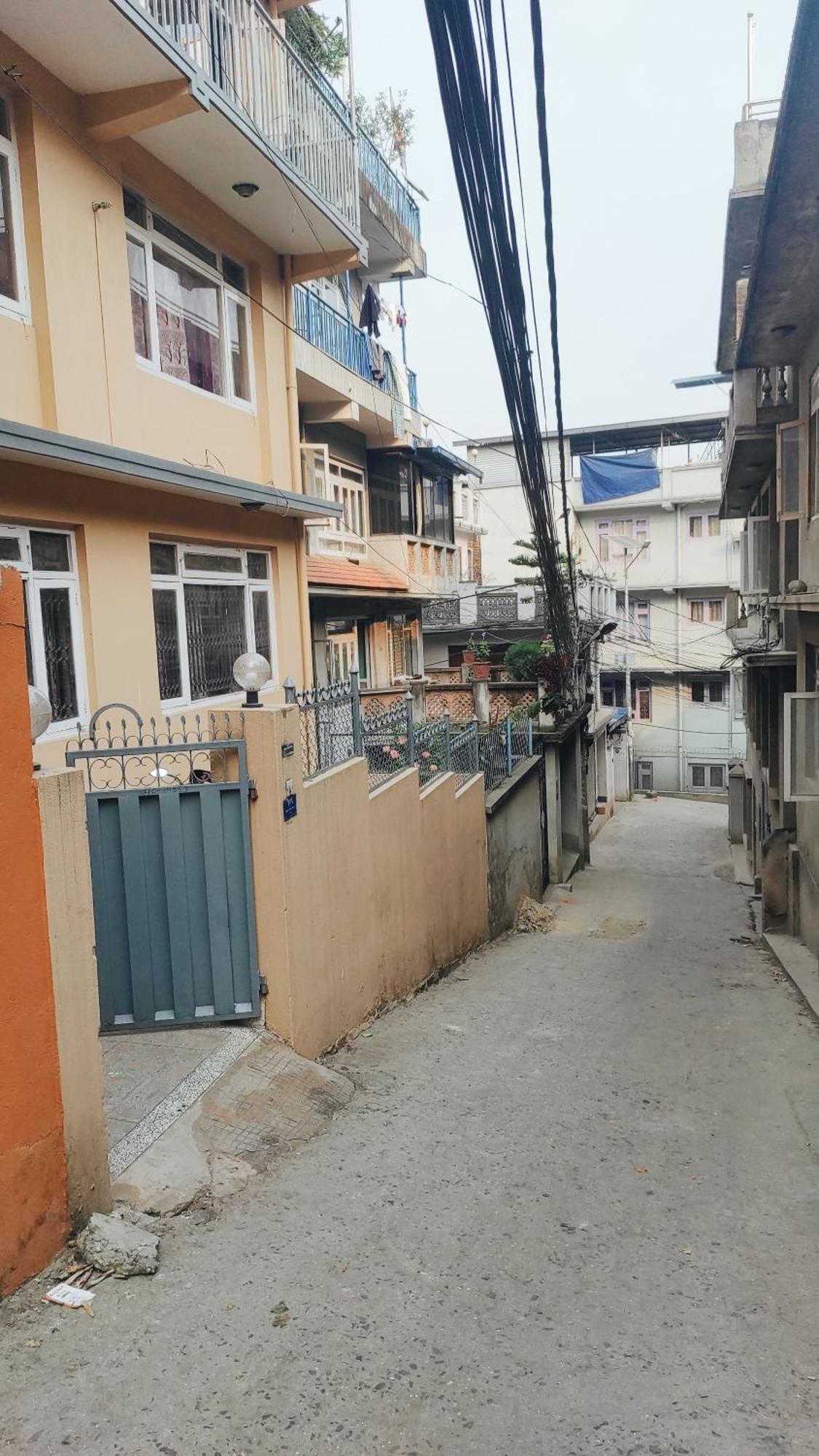 Budget Backpackers Hotel Lalitpur Exteriör bild