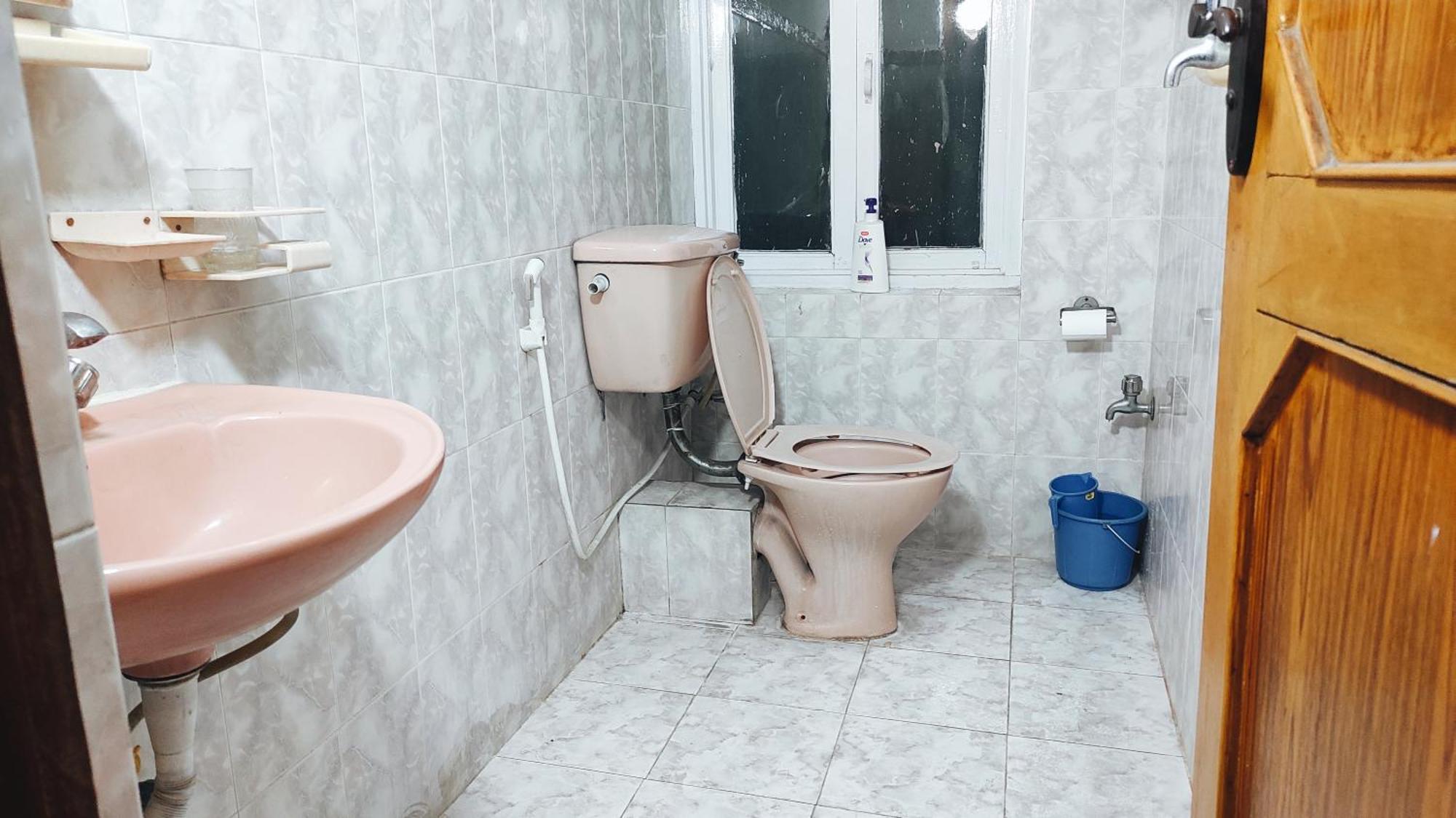 Budget Backpackers Hotel Lalitpur Exteriör bild