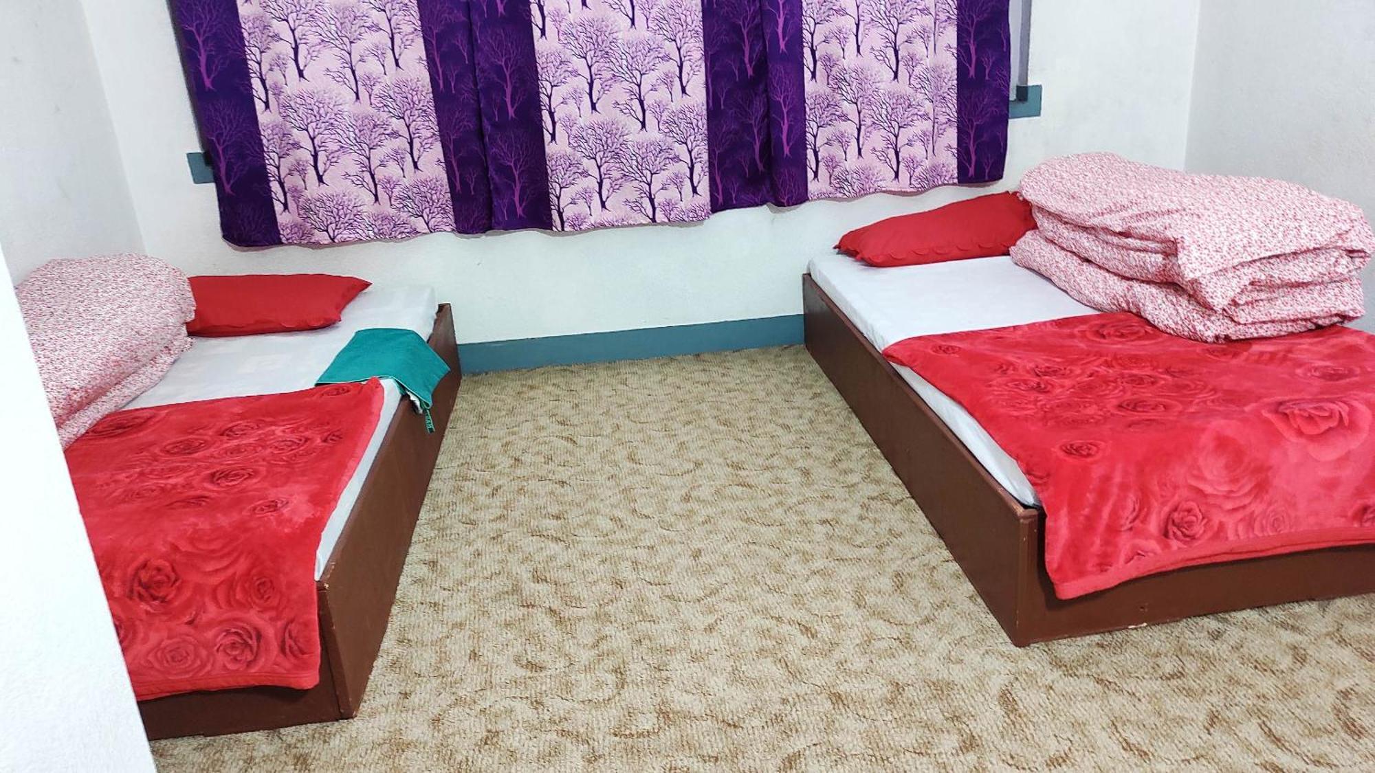 Budget Backpackers Hotel Lalitpur Exteriör bild