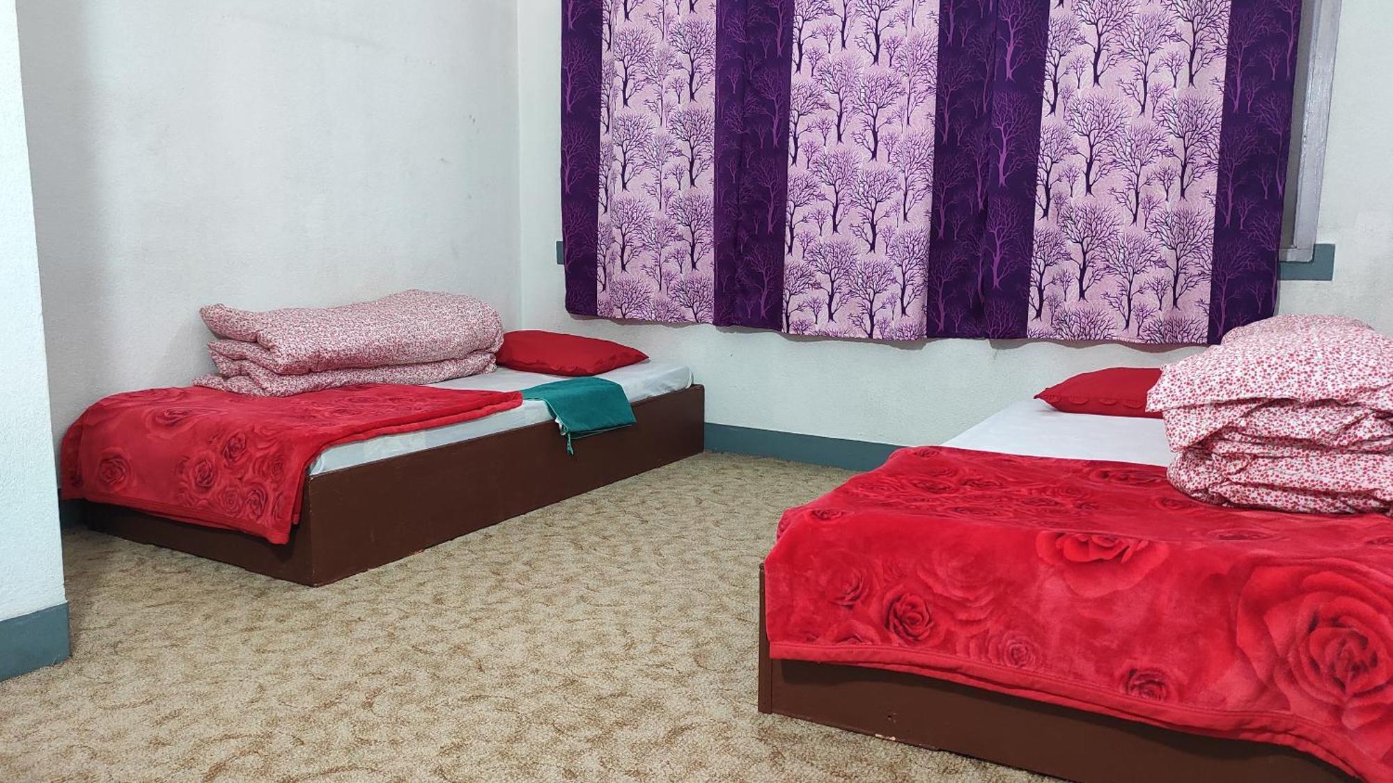Budget Backpackers Hotel Lalitpur Exteriör bild