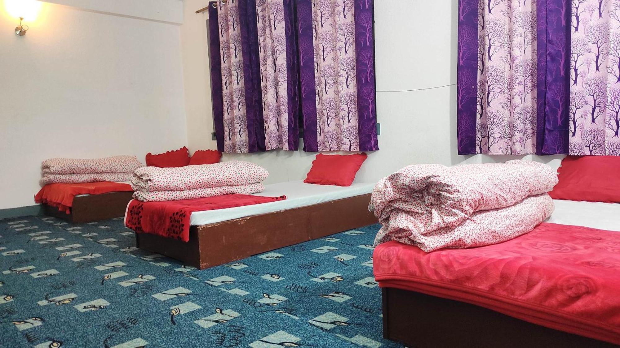 Budget Backpackers Hotel Lalitpur Exteriör bild