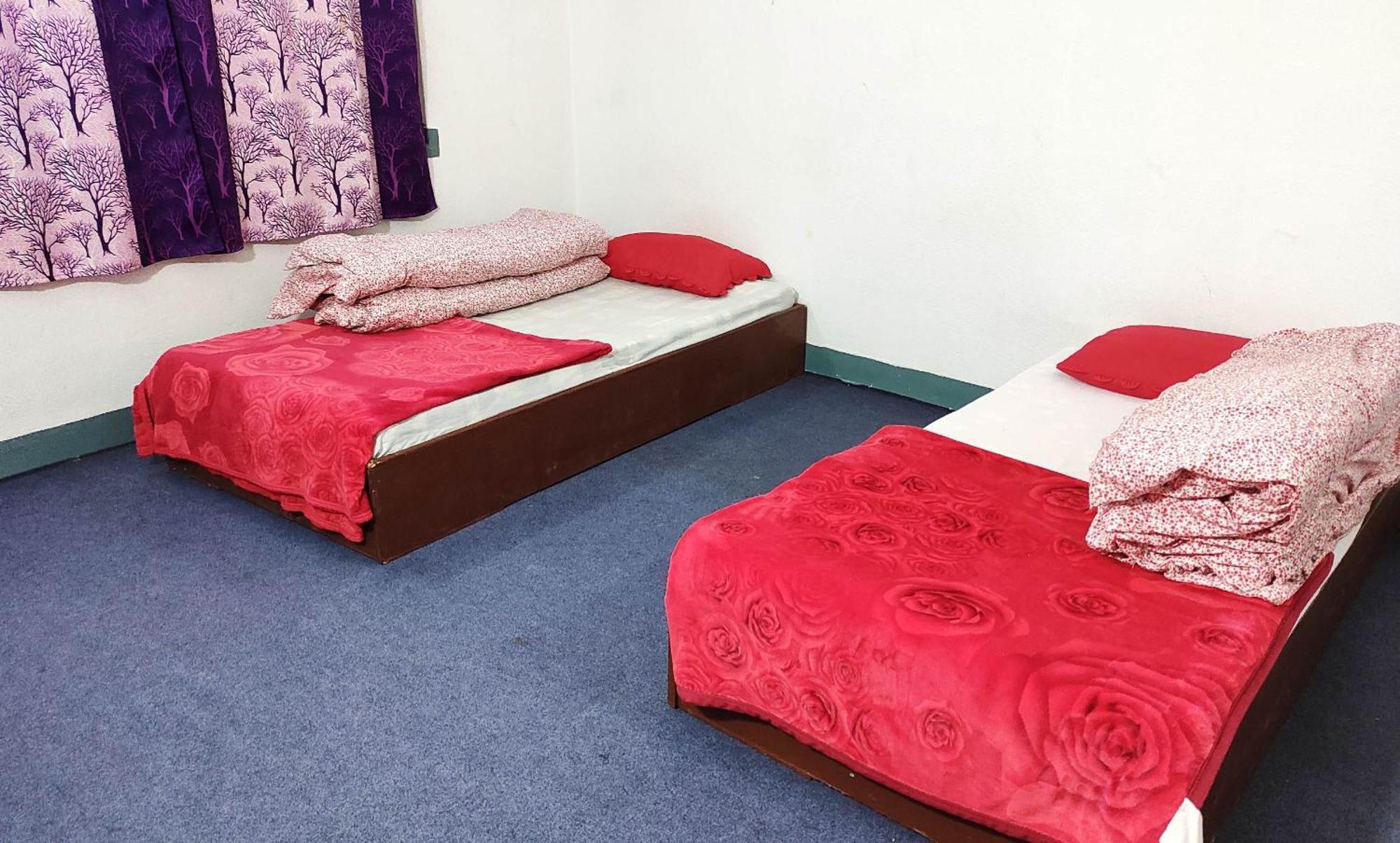Budget Backpackers Hotel Lalitpur Exteriör bild