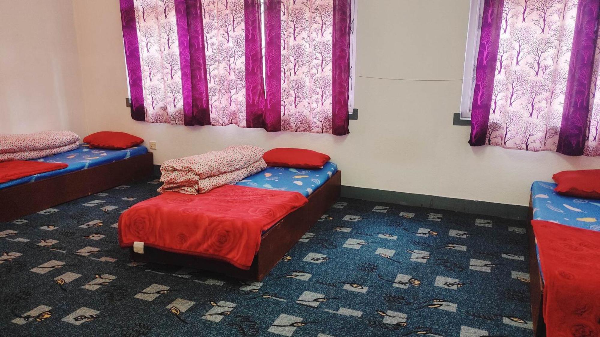 Budget Backpackers Hotel Lalitpur Exteriör bild