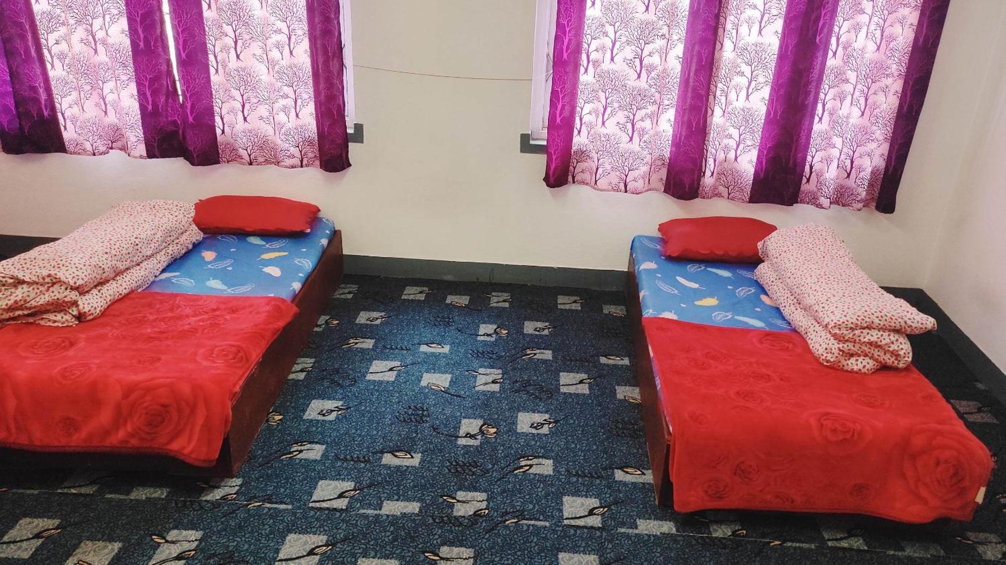 Budget Backpackers Hotel Lalitpur Exteriör bild